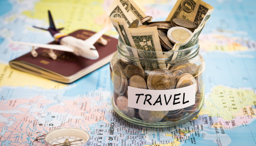 Money saving travel tips that actually work