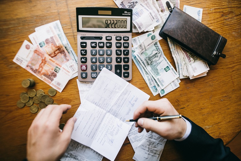 Never Forget These Things Before Buying Plane Tickets