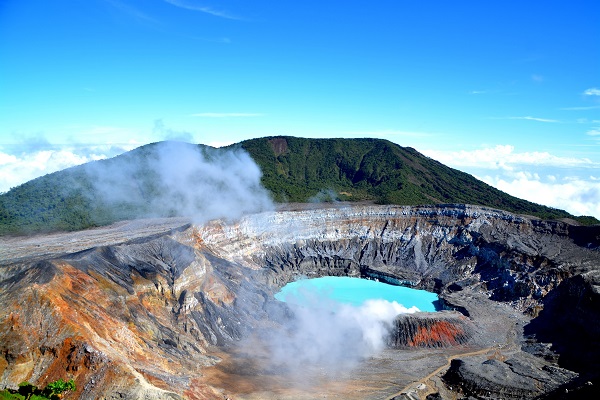Costa Rica-5 Reasons To Make It Your Weekend Getaway