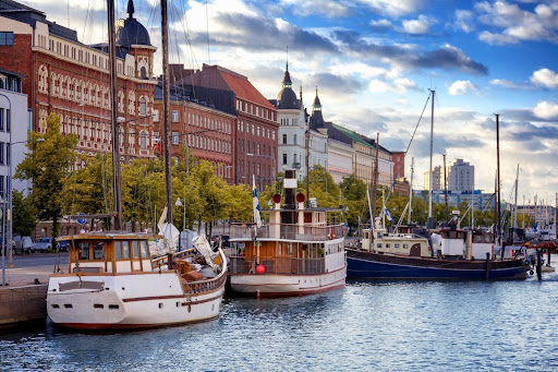 Exploring Helsinki: Your Ultimate Guide to Finland's Vibrant Capital 🌍✈️