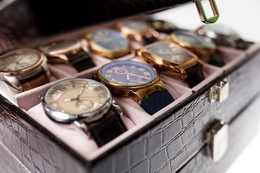 The Timeless Craftsmanship of Swiss Watchmaking: A Journey Through History