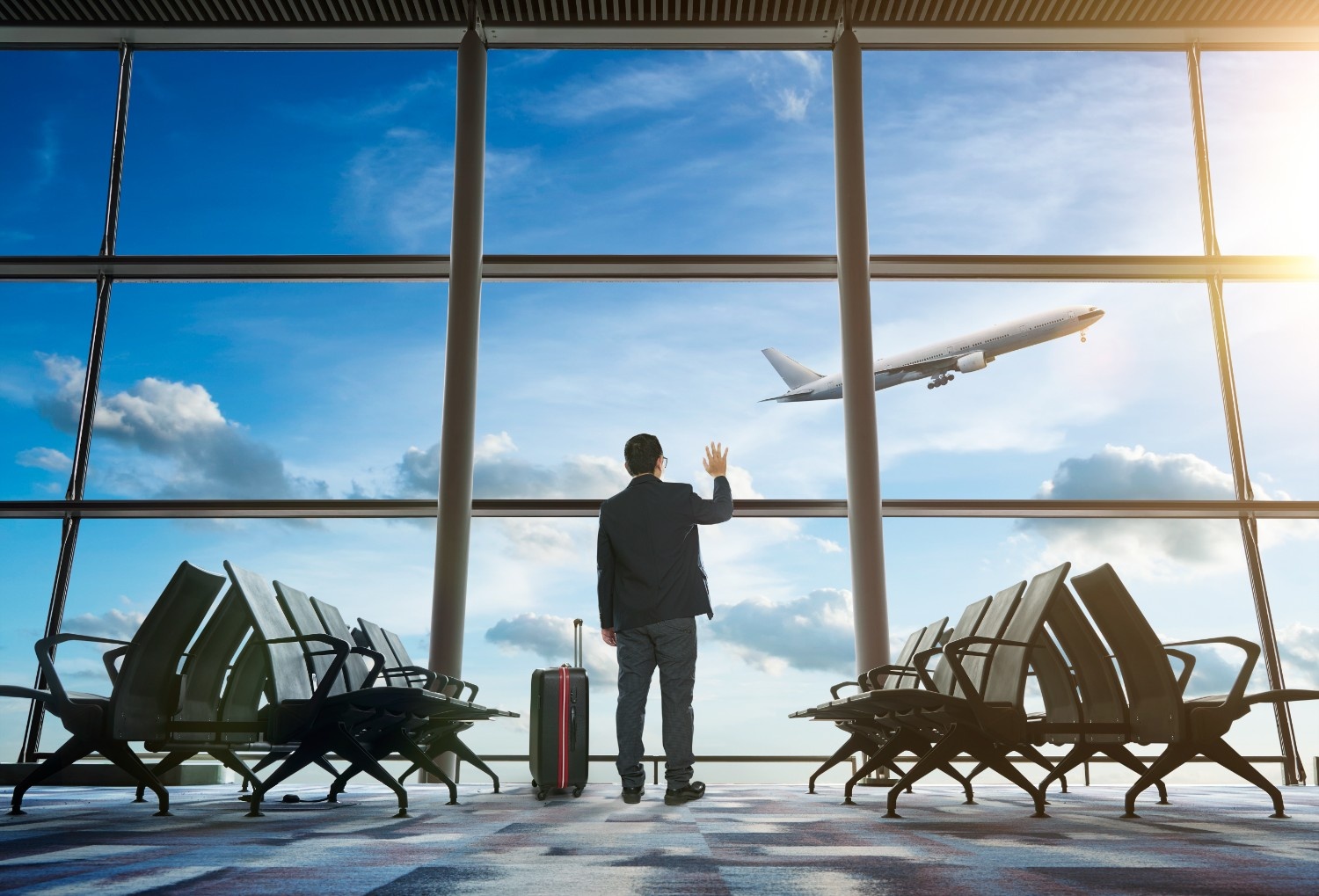 Airport Secrets: Hacks from Frequent Flyers That Will Change How You Travel 🛫🤫