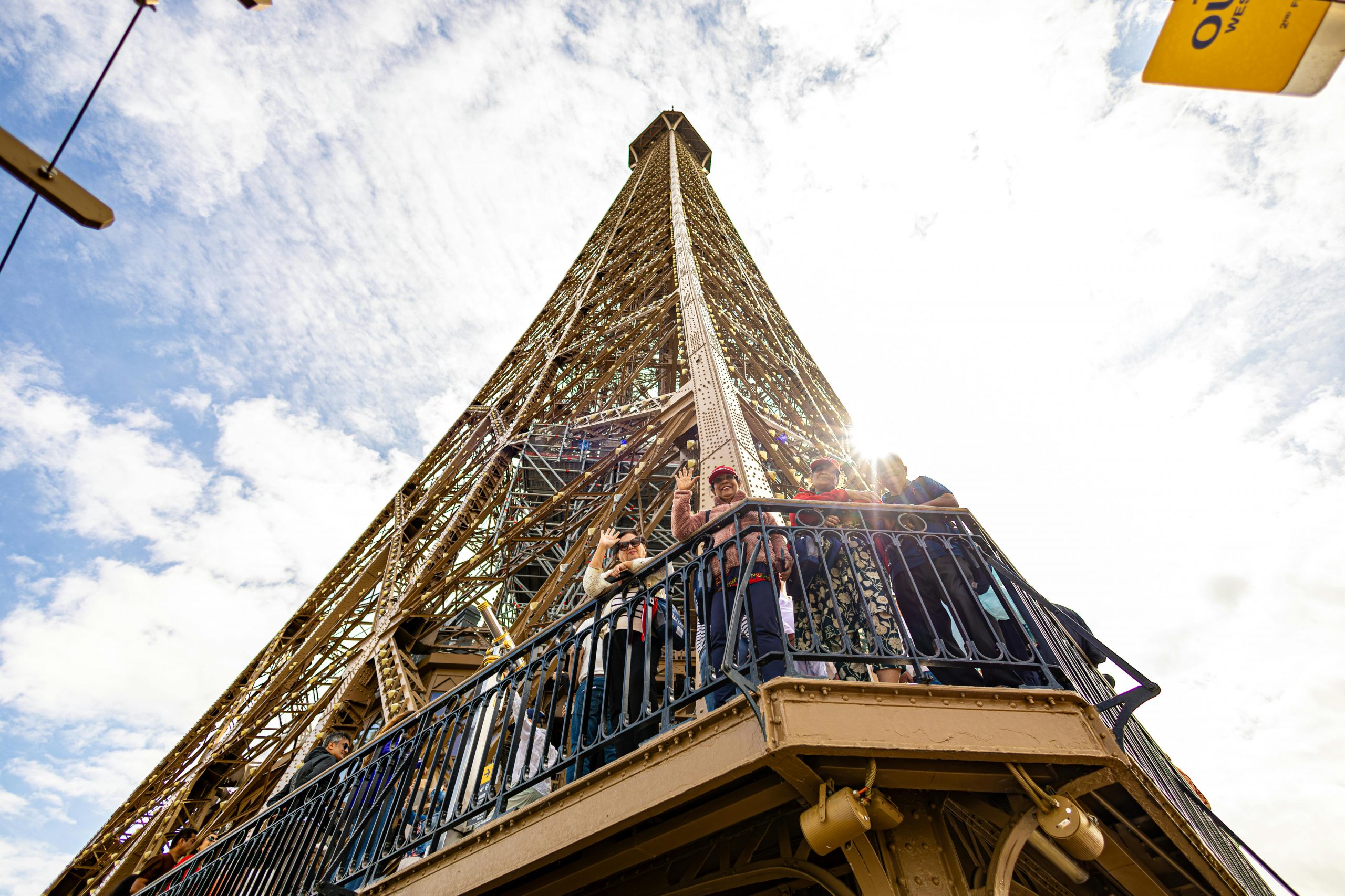 Paris vs. London: Which City Should You Visit First?