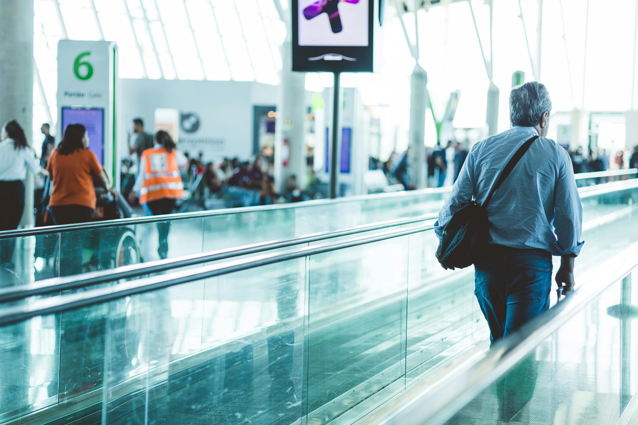 Thanksgiving Travel: Booking Strategy and Best Destinations