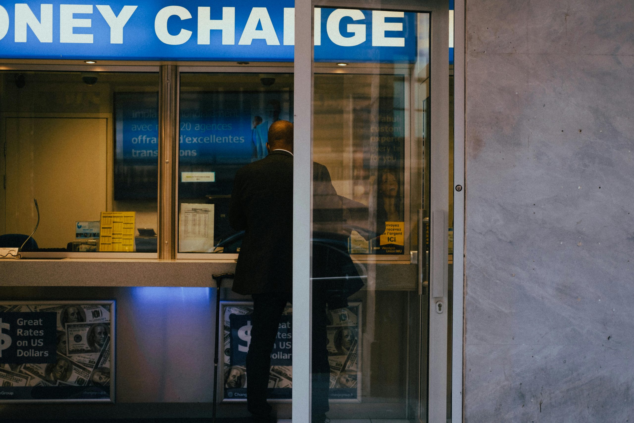 Currency Exchange Tips: Getting the Best Rates Abroad
