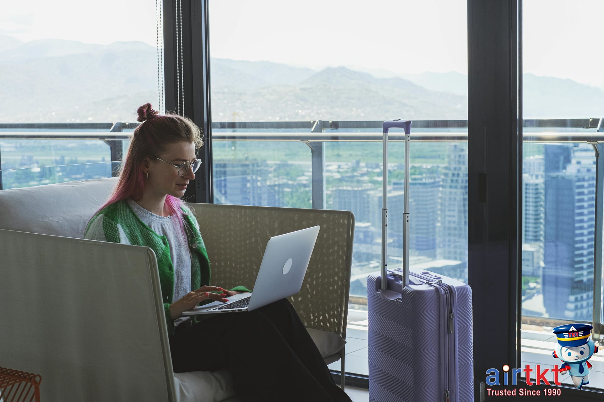 Hotel Loyalty Status Match: Complete Hotel Booking Guide