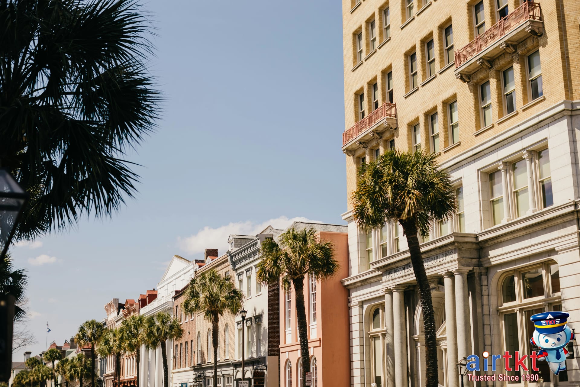 Complete Travel Guide to Charleston: Budget Tips and Top Attractions