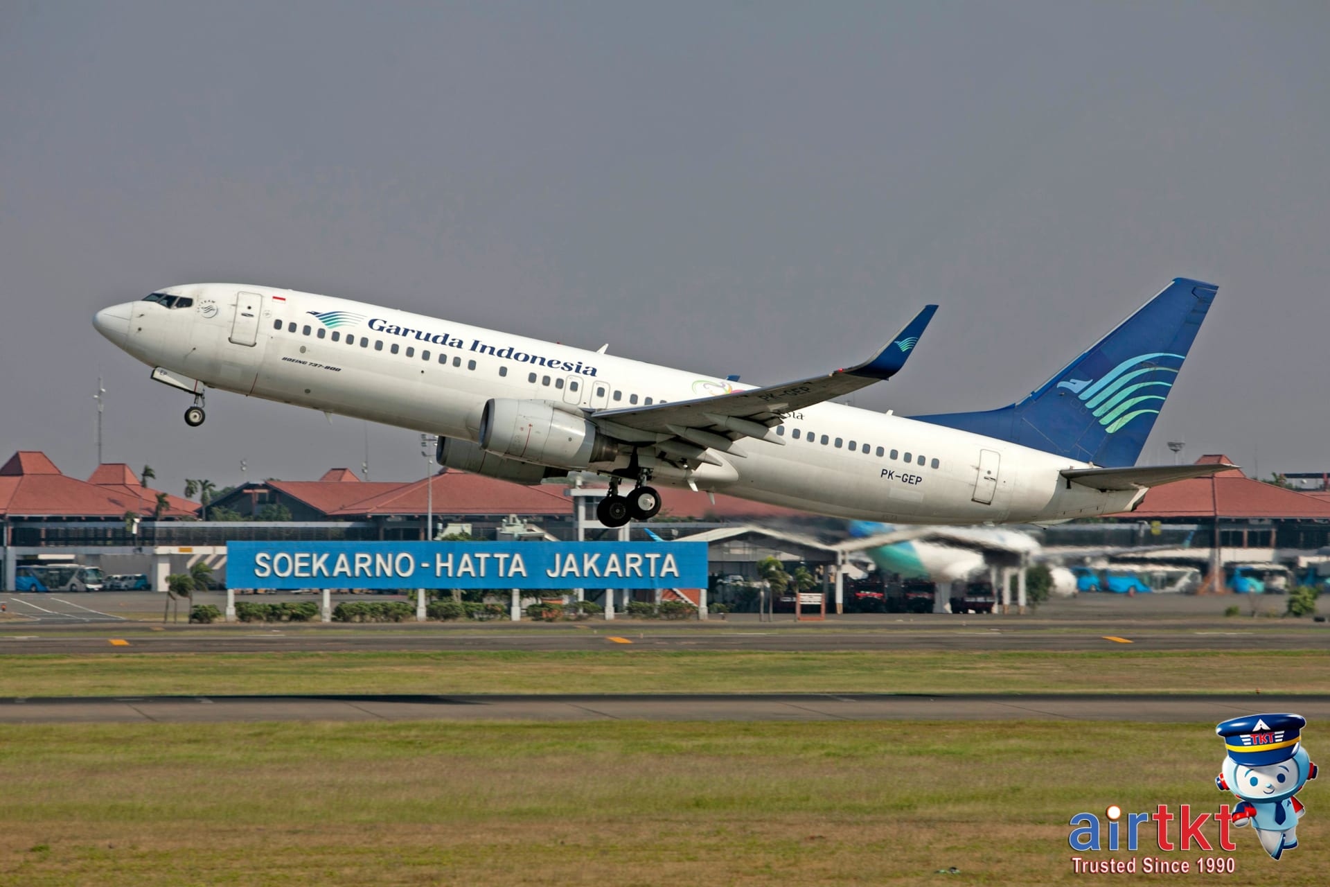 US to Asia Flight Deals: Best Timing and Airlines
