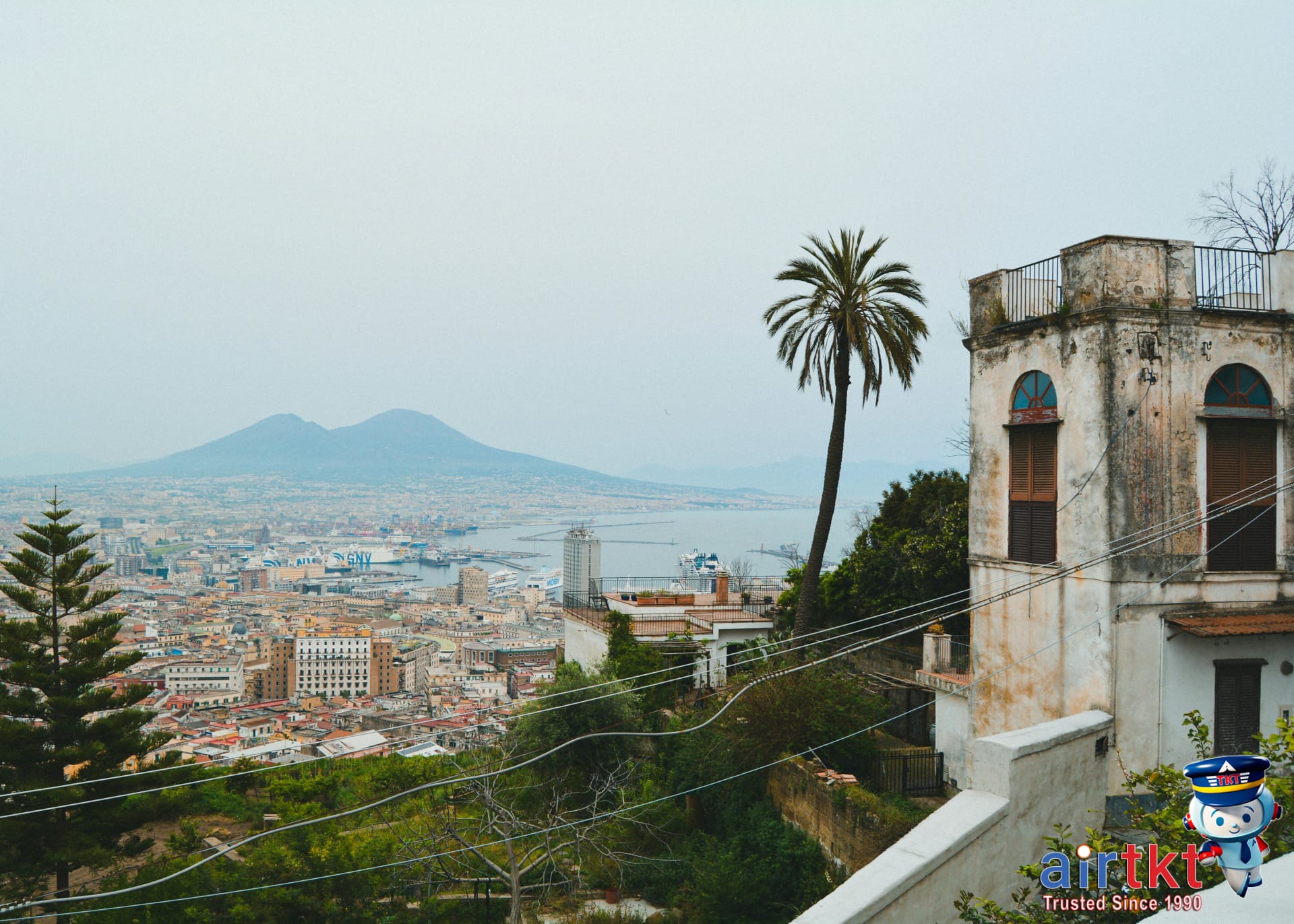 Naples First-Timer's Guide: Essential Tips and Must-Sees