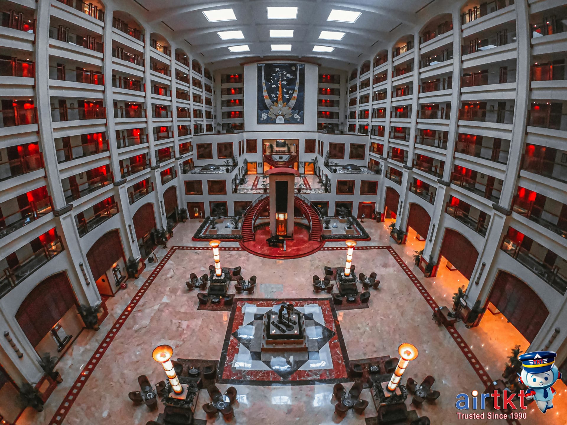 World of Hyatt Program: Maximizing Hotel Loyalty Points and Status