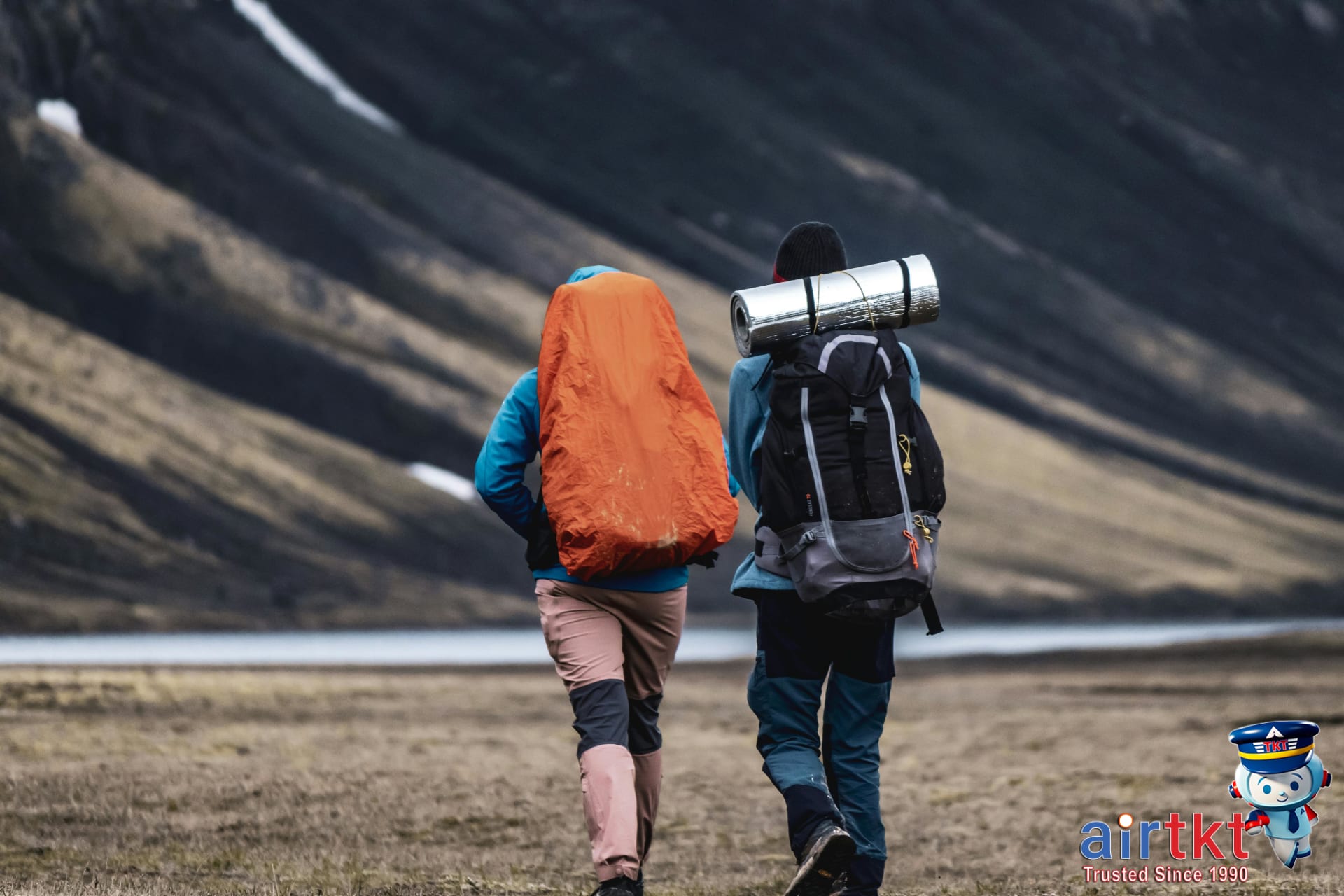 Hiking Boots Break-in: Complete Packing Guide and Checklist