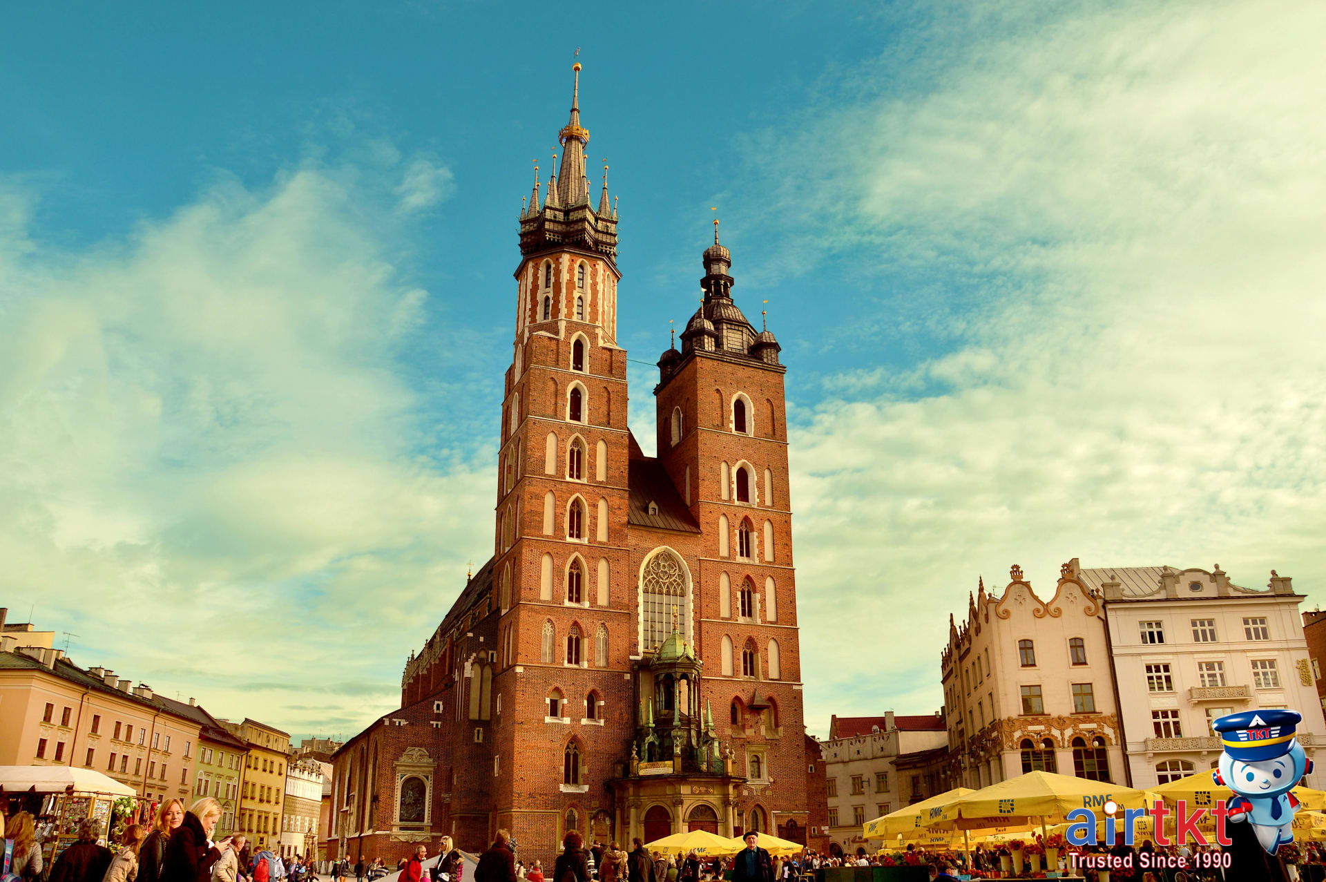 Krakow First-Timer's Guide: Essential Tips and Must-Sees