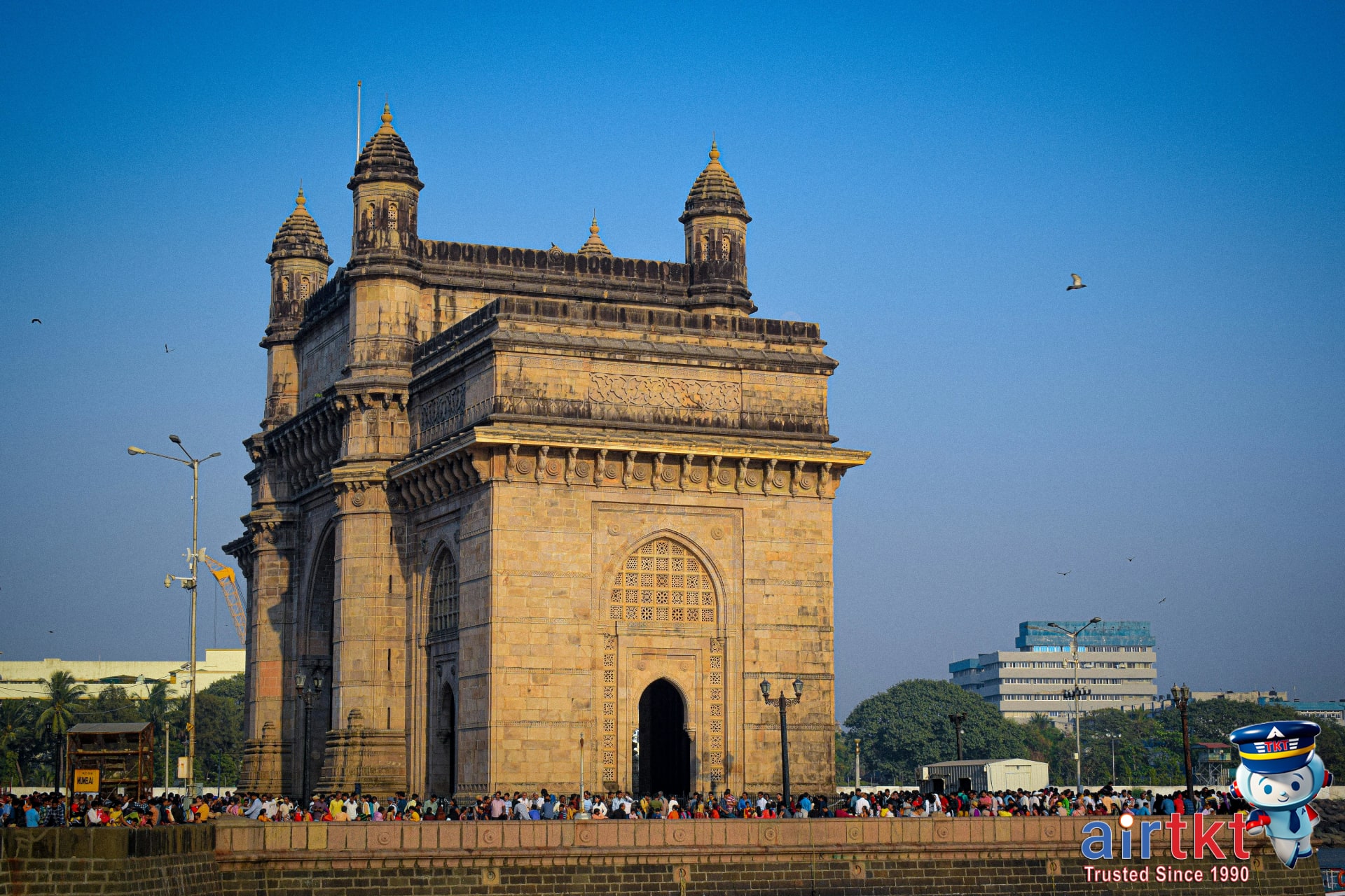 Mumbai First-Timer's Guide: Essential Tips and Must-Sees