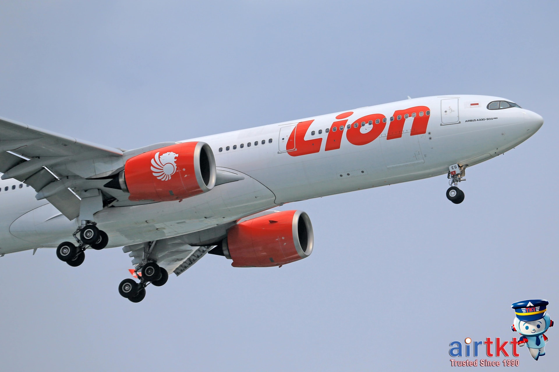 US East to West Coast Flight Deals: Best Timing and Airlines