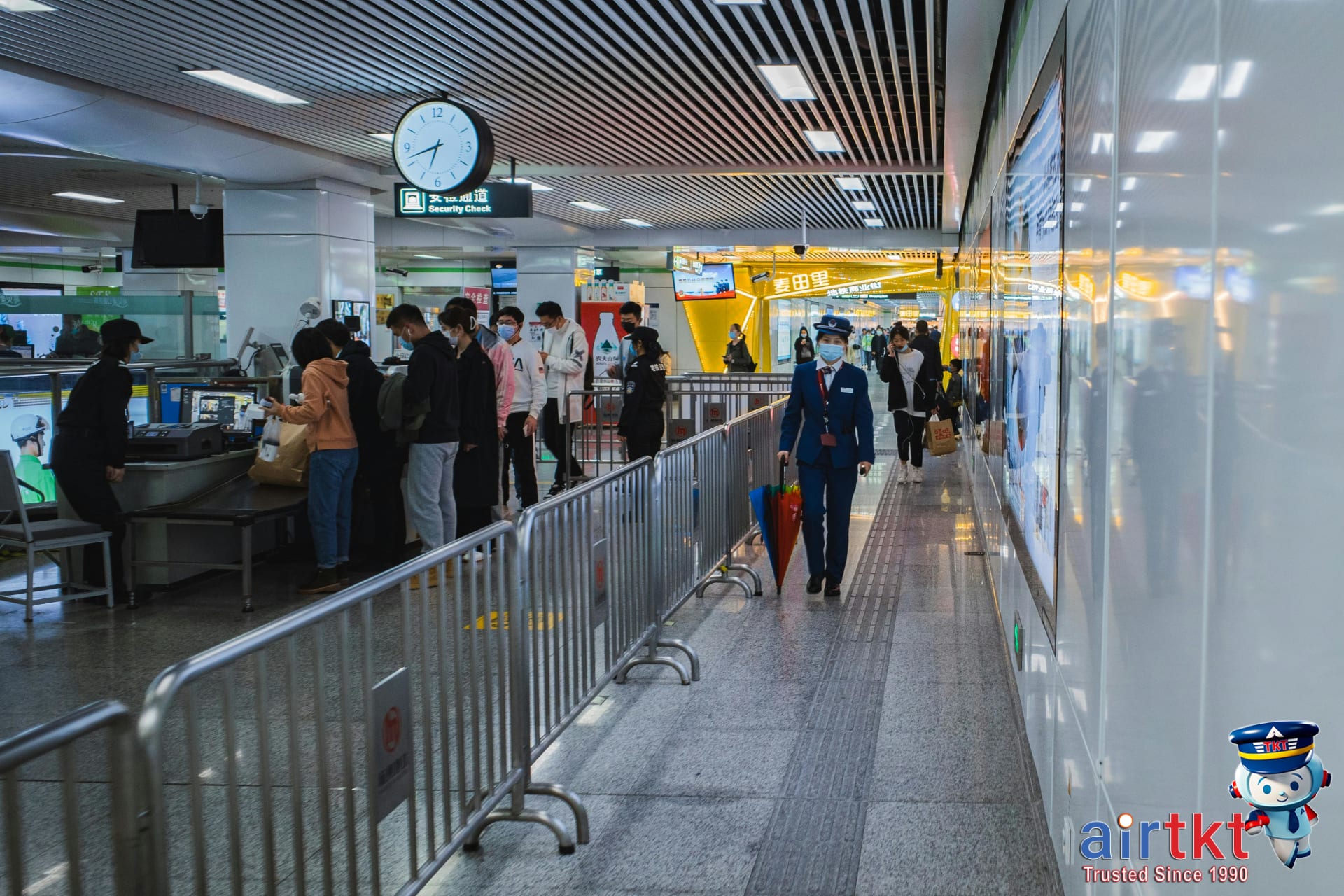 Money Belt Use: Essential Travel Safety Guide