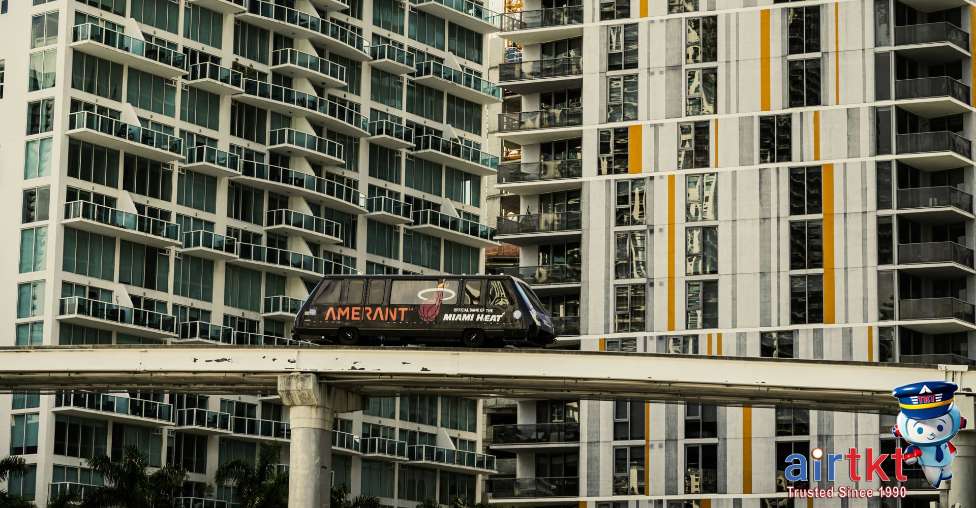 Getting Around Miami: Metrorail, Metromover, and the Free Trolleys