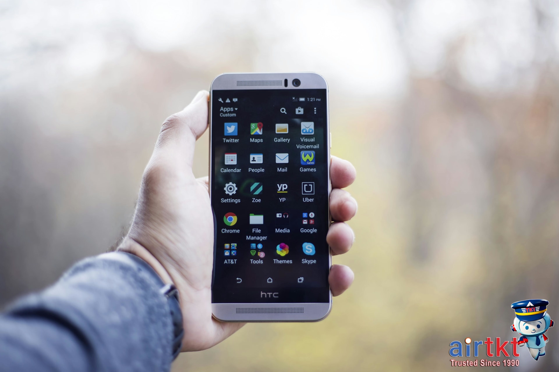 Top 10 Travel Apps Every Traveler Should Have on Their Phone